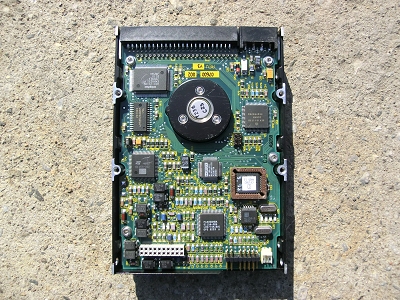 Conner　CP30170E　3.5インチ　170MB　SCSI-2　1994年