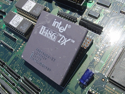 セラミックCPU(Intel製)